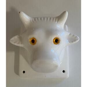 Vintage Ceramic Cow Head Wall Mount White Farmhouse Towel Holder